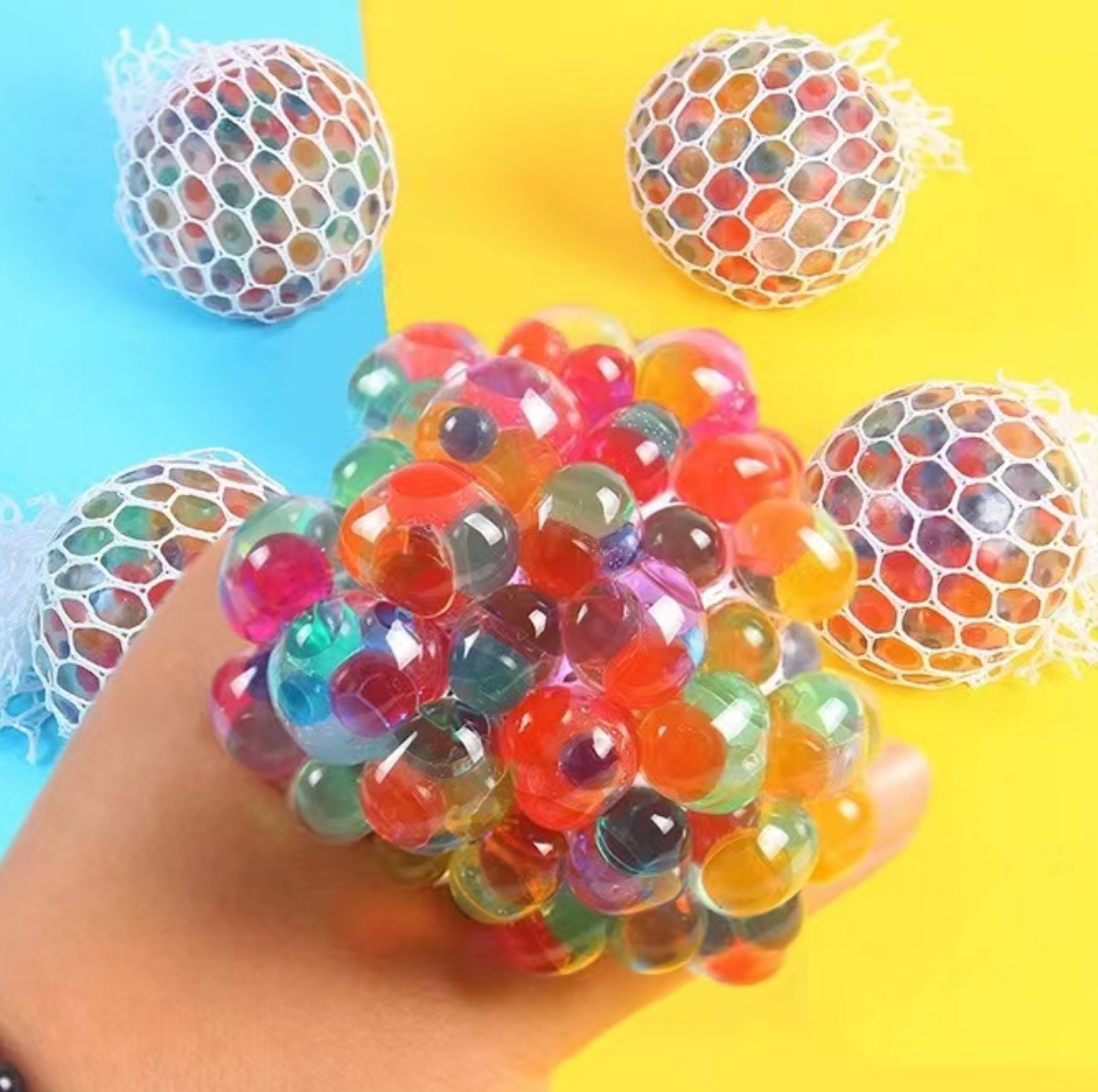 8 CARDS: Squishy Mesh Ball - Small